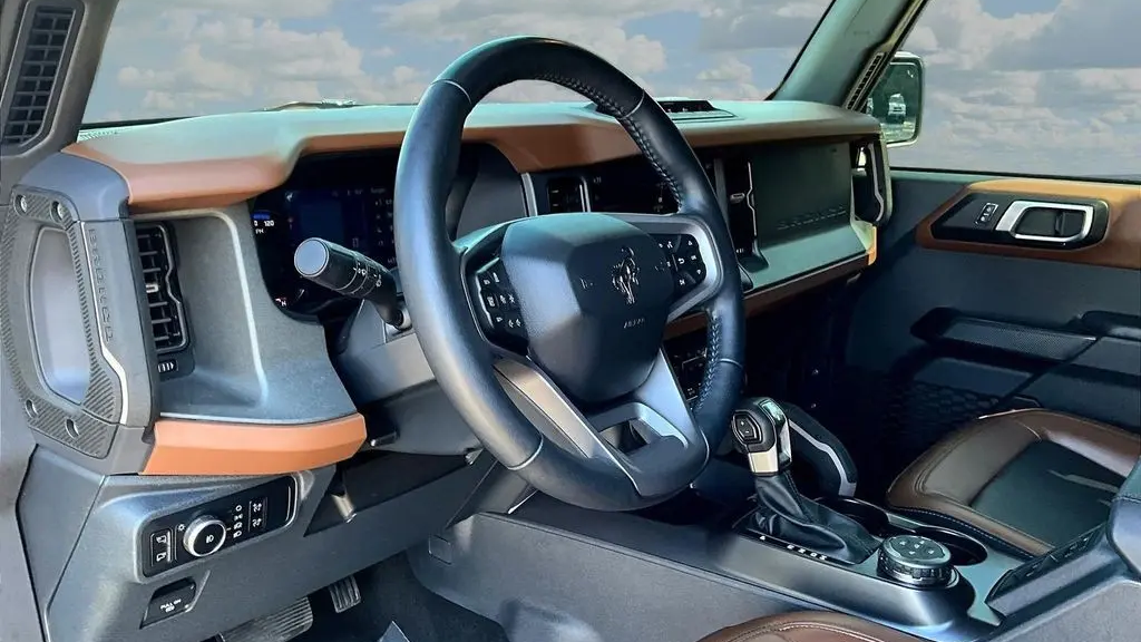 2024 Ford Bronco Outer Banks
