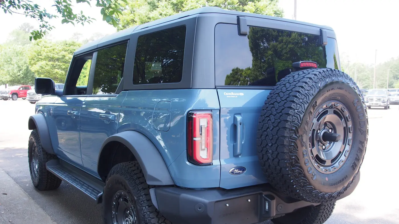 2025 Ford Bronco Outer Banks
