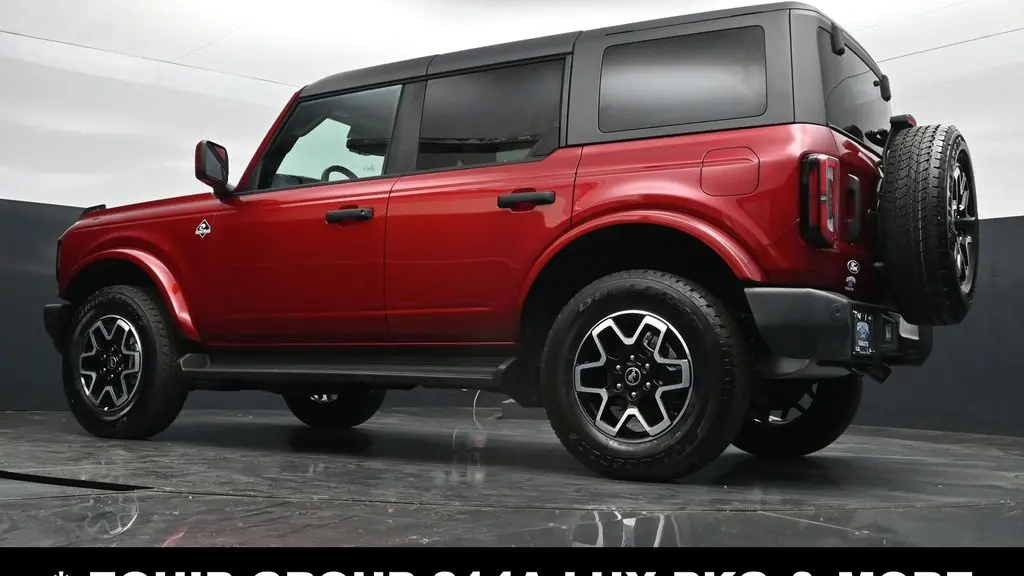 2026 Ford Bronco Outer Banks