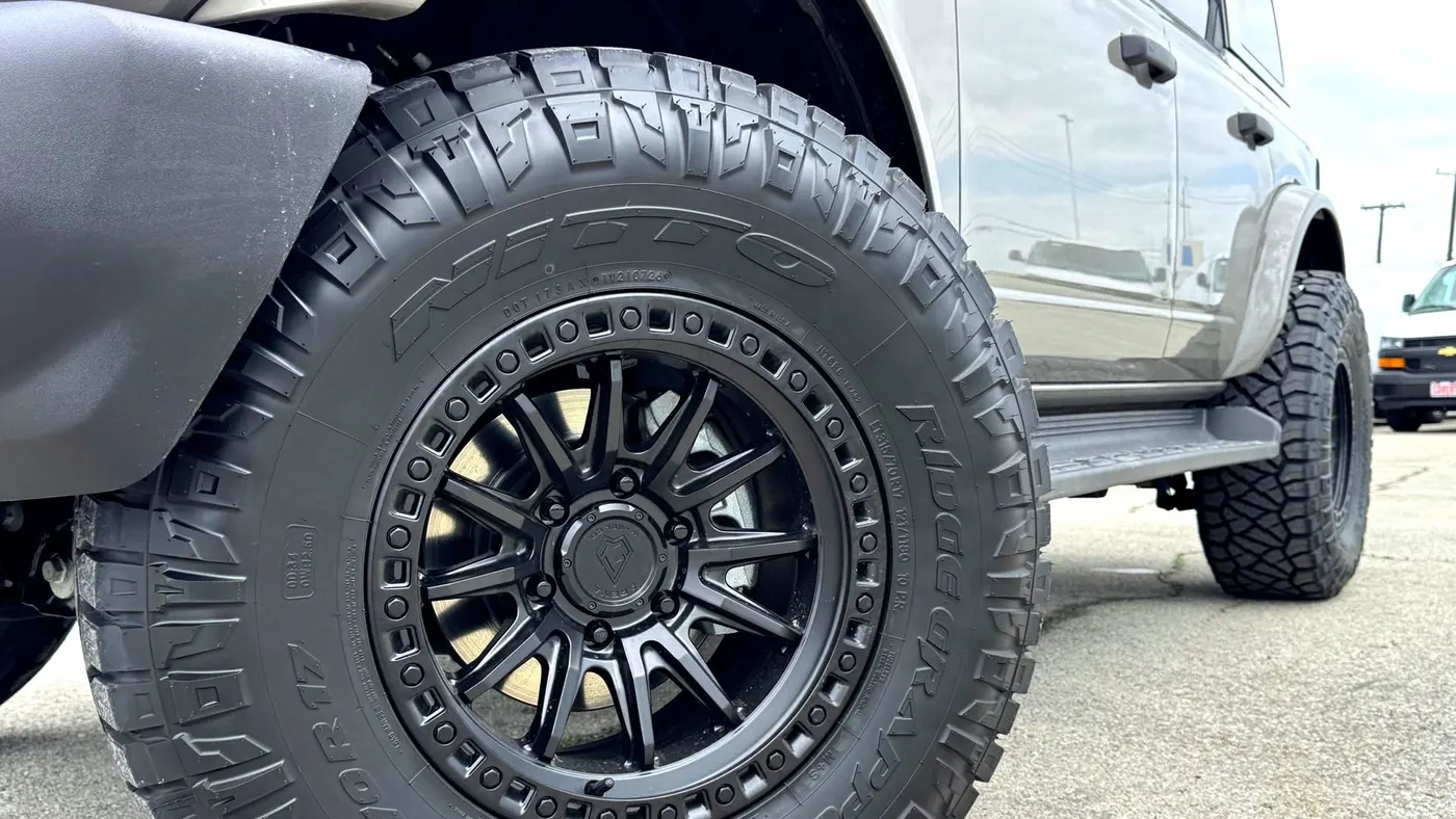 2026 Ford Bronco Outer Banks