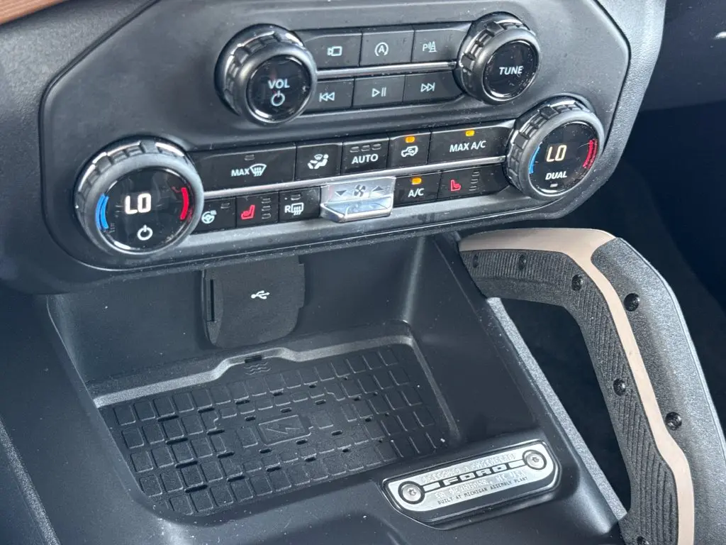 2024 Ford Bronco - $44,900