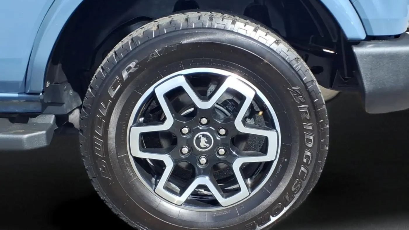 2024 Ford Bronco Outer Banks