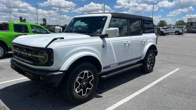 2024 Ford Bronco Outer Banks