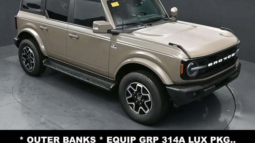 2025 Ford Bronco Outer Banks