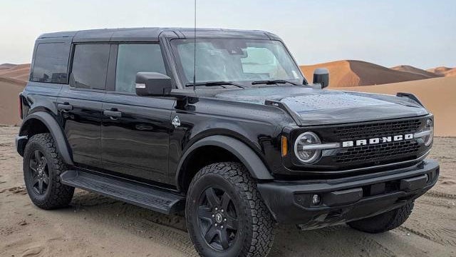 2025 Ford Bronco Outer Banks