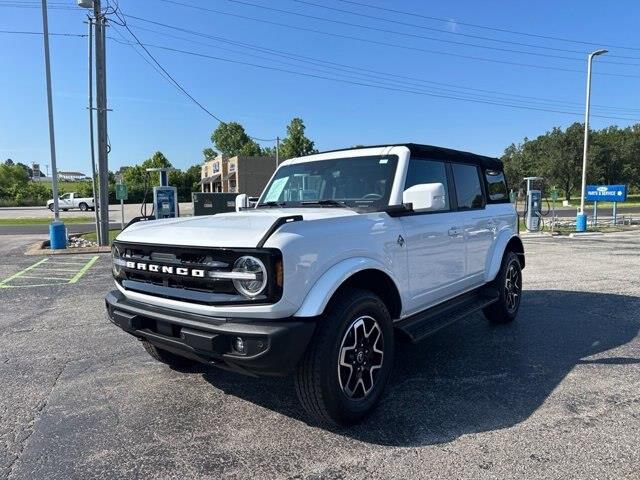 2025 Ford Bronco - $52,975