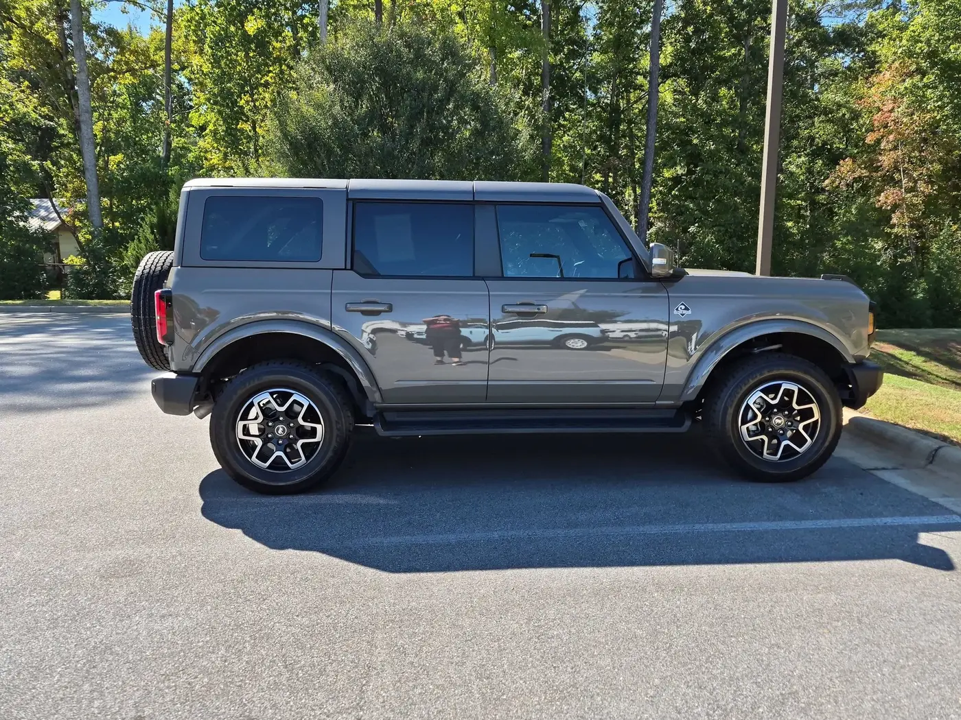 2025 Ford Bronco - $50,995