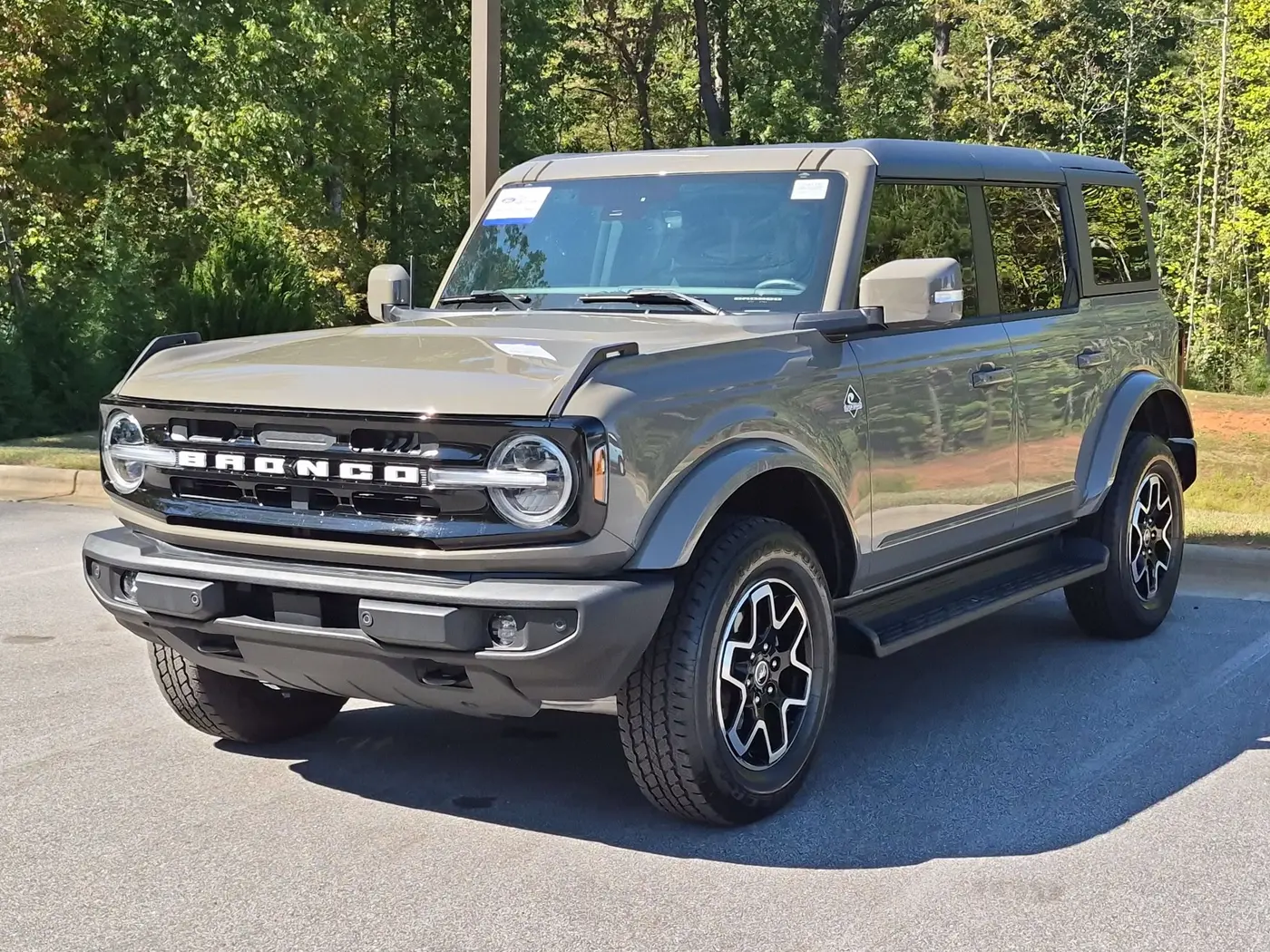 2025 Ford Bronco - $50,995