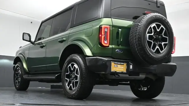 2025 Ford Bronco Outer Banks