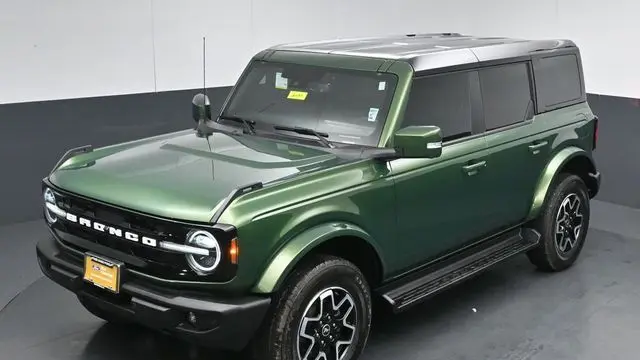 2025 Ford Bronco Outer Banks