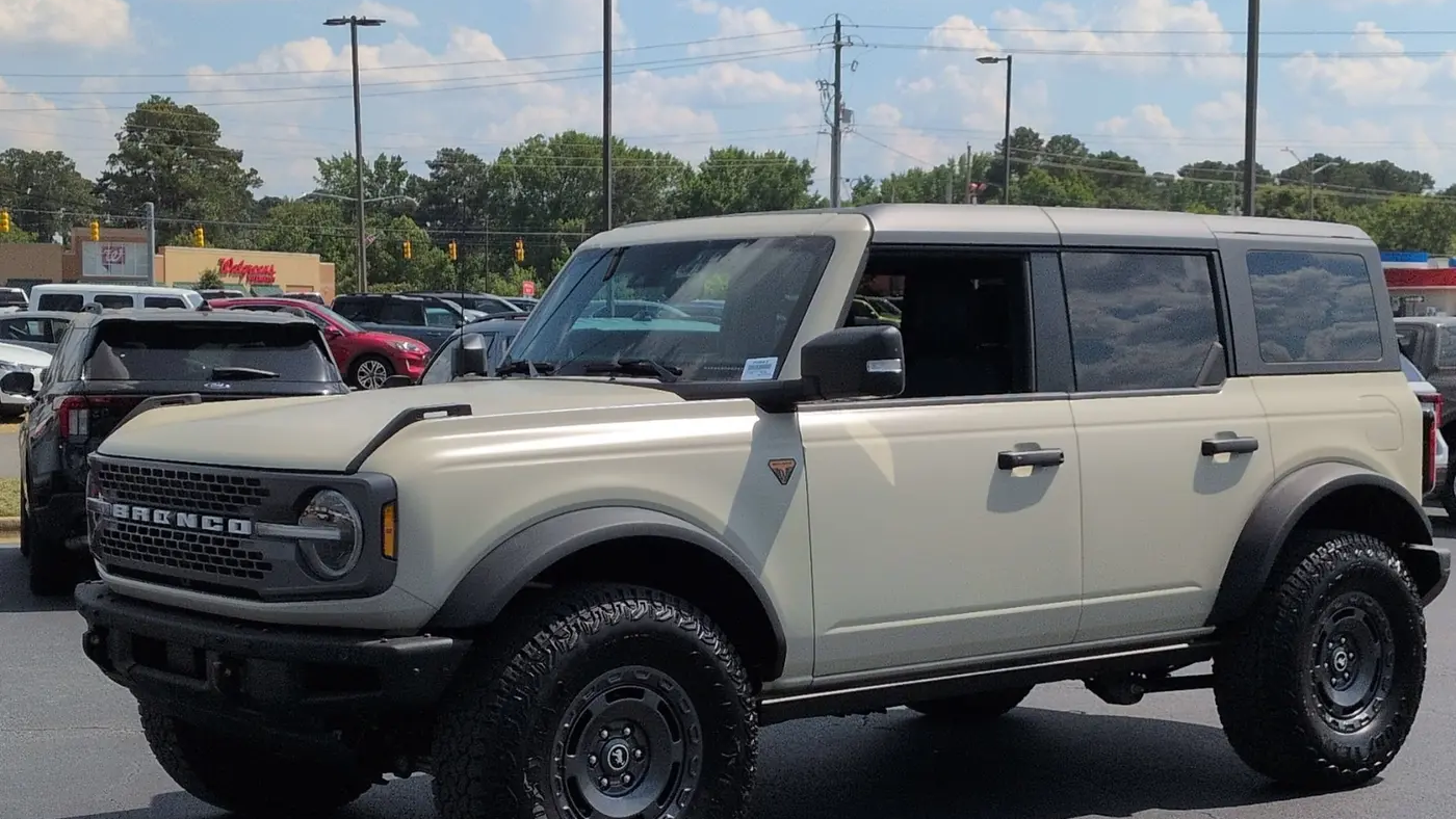 2025 Ford Bronco Badlands