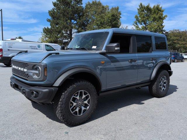 2025 Ford Bronco - $54,900