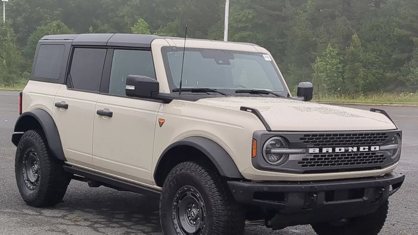2025 Ford Bronco Badlands