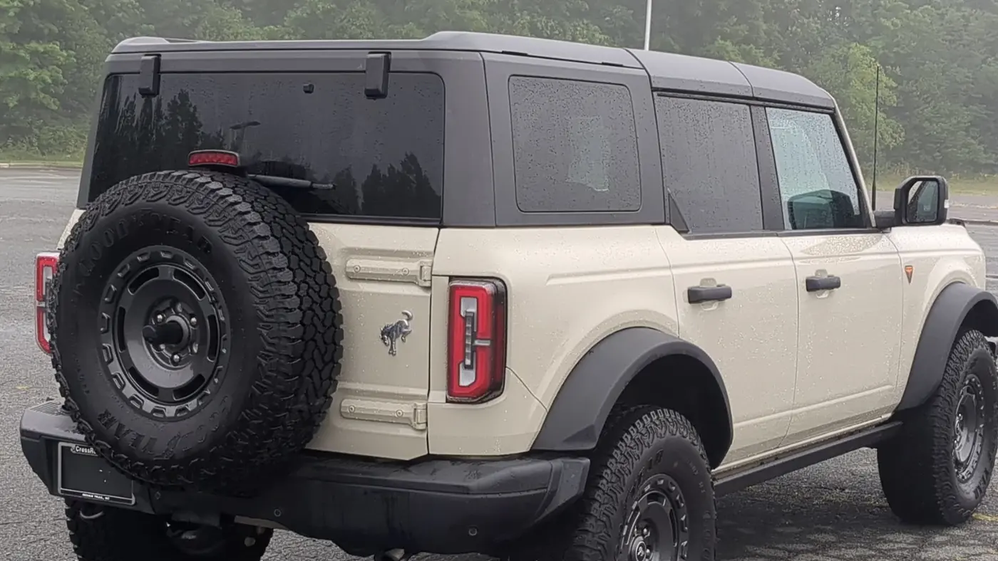 2025 Ford Bronco Badlands