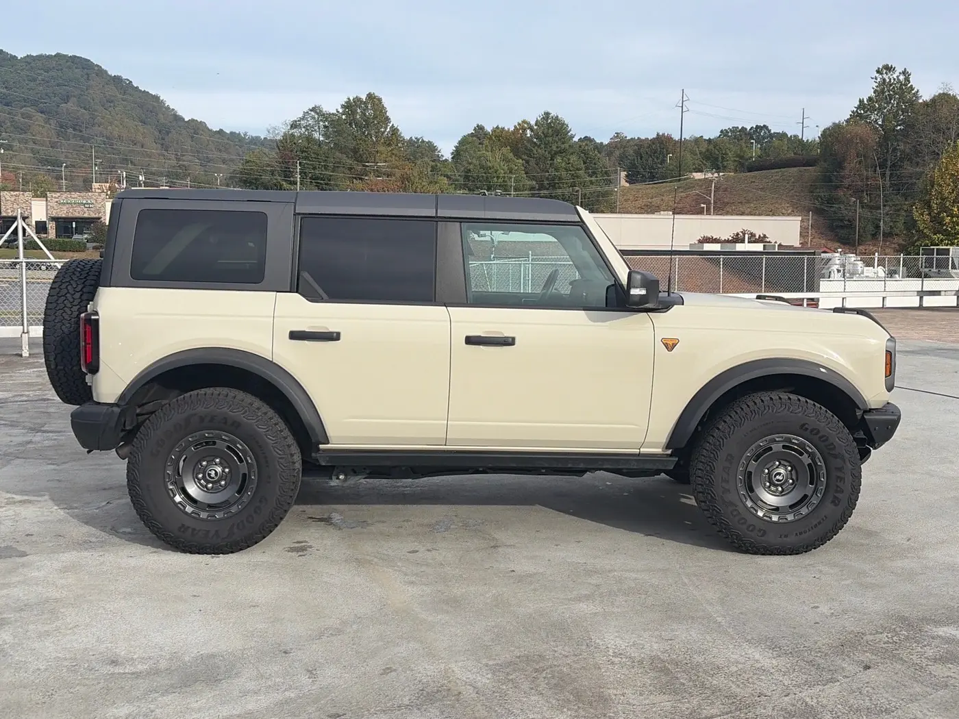 2025 Ford Bronco - $54,793