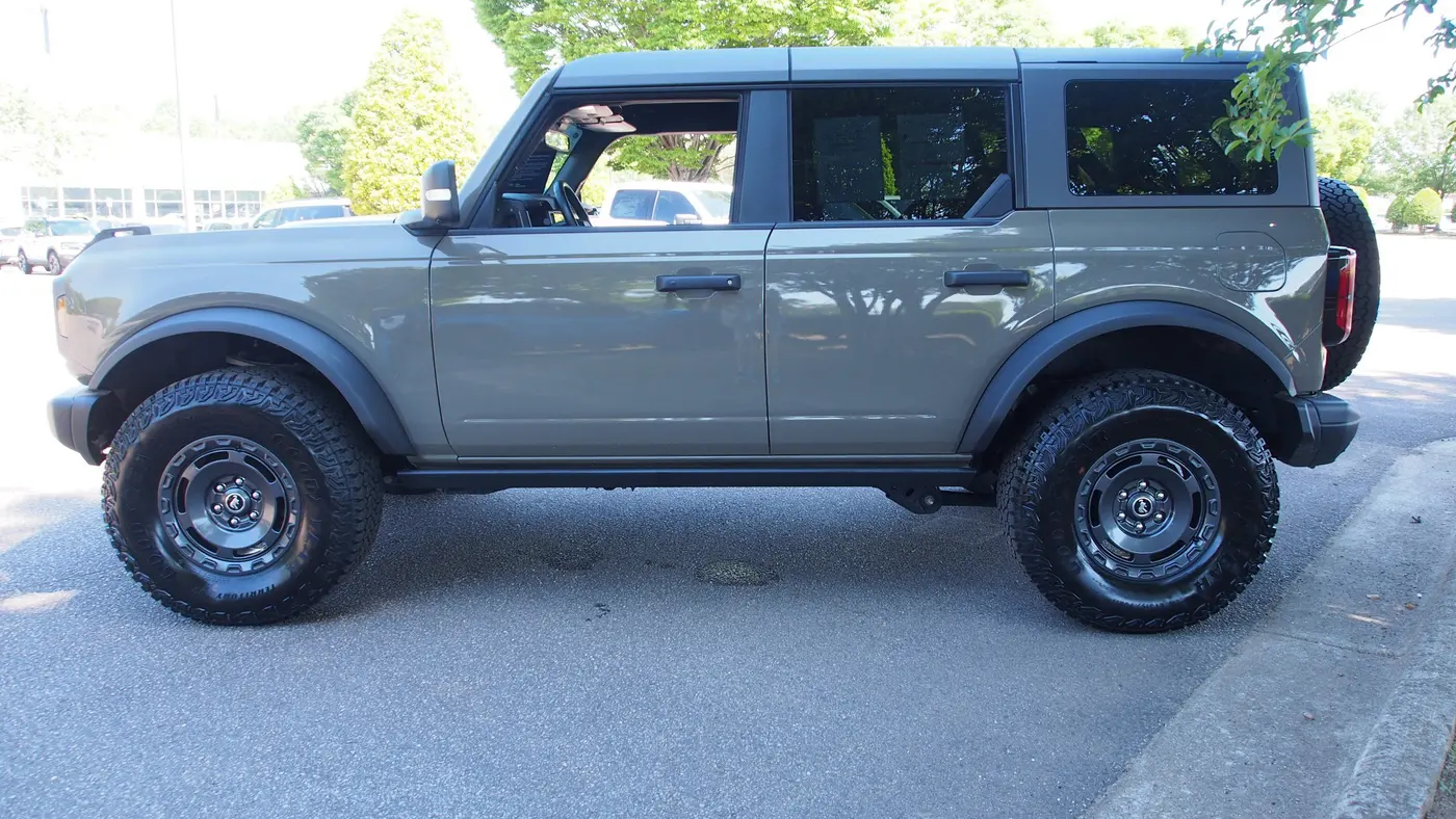2025 Ford Bronco Badlands