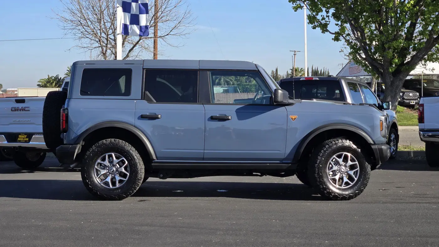 2025 Ford Bronco Badlands