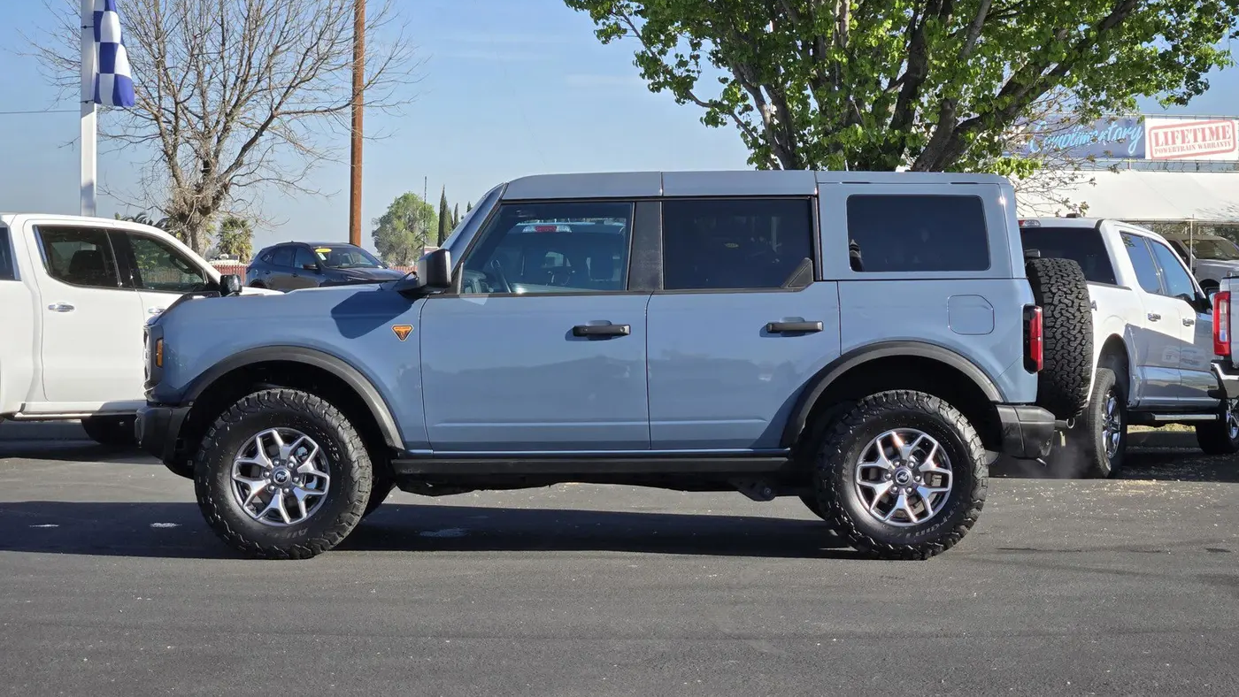 2025 Ford Bronco Badlands