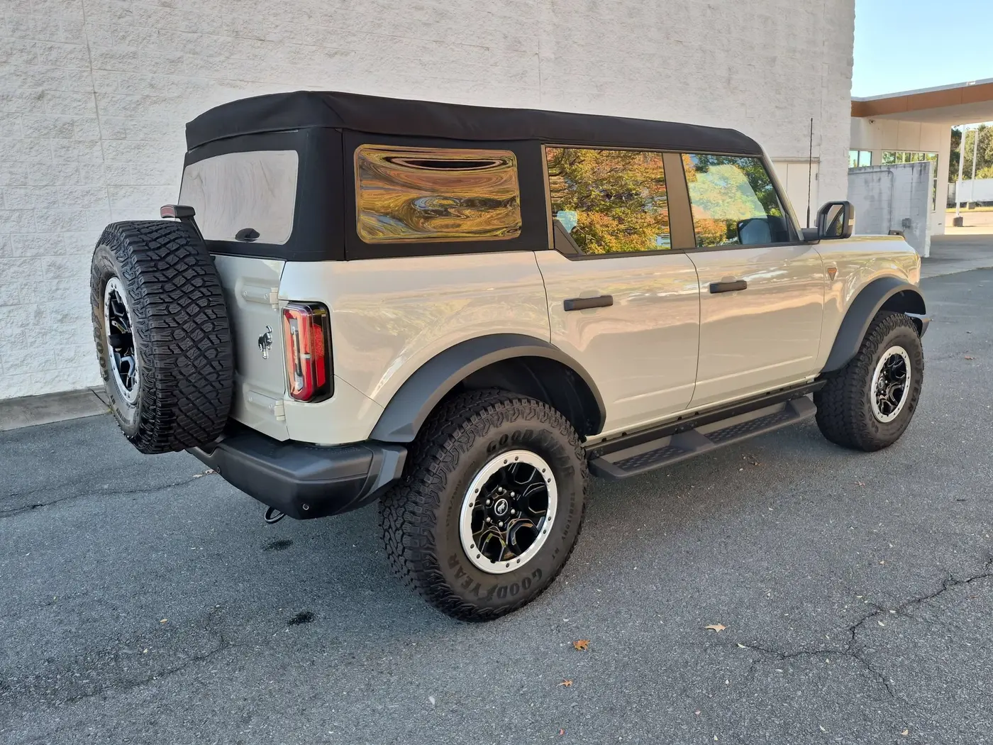 2025 Ford Bronco - $52,995