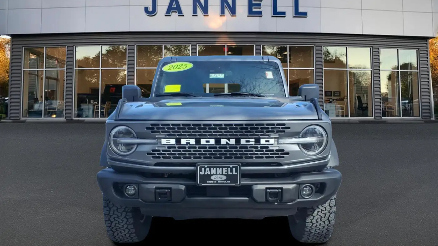 2025 Ford Bronco Badlands