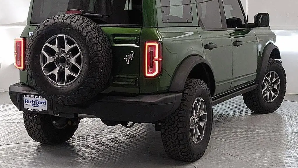2025 Ford Bronco Badlands
