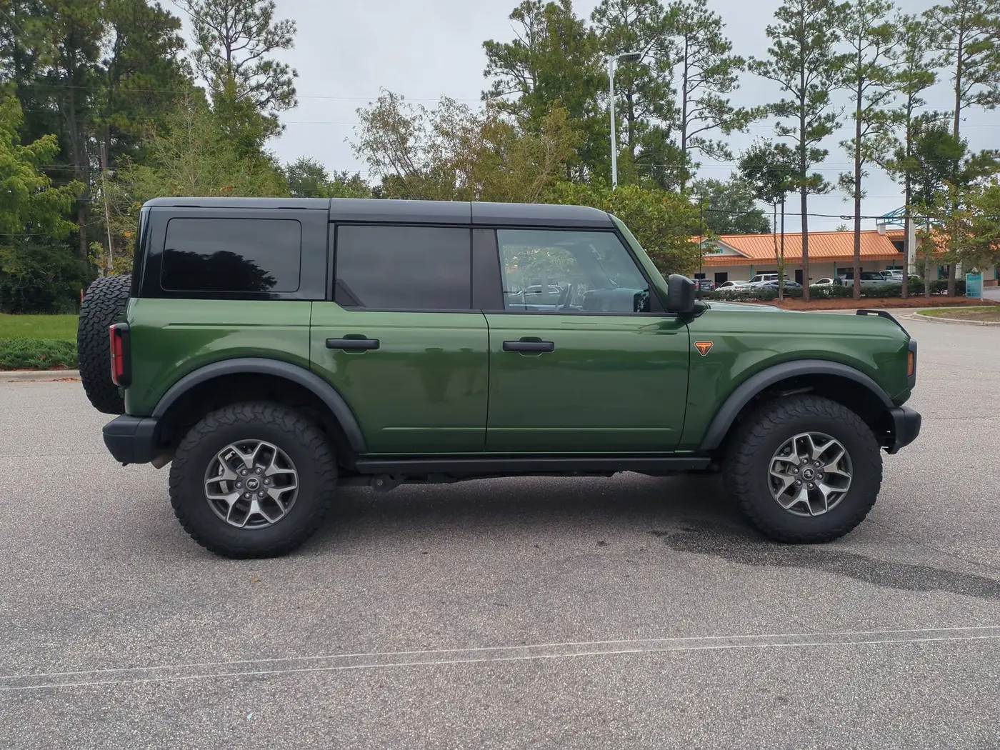 2025 Ford Bronco - $52,874