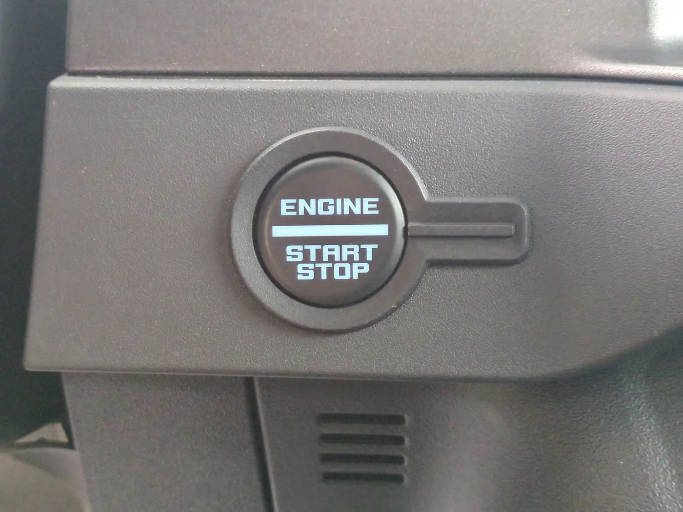 2025 Ford Bronco - $52,874