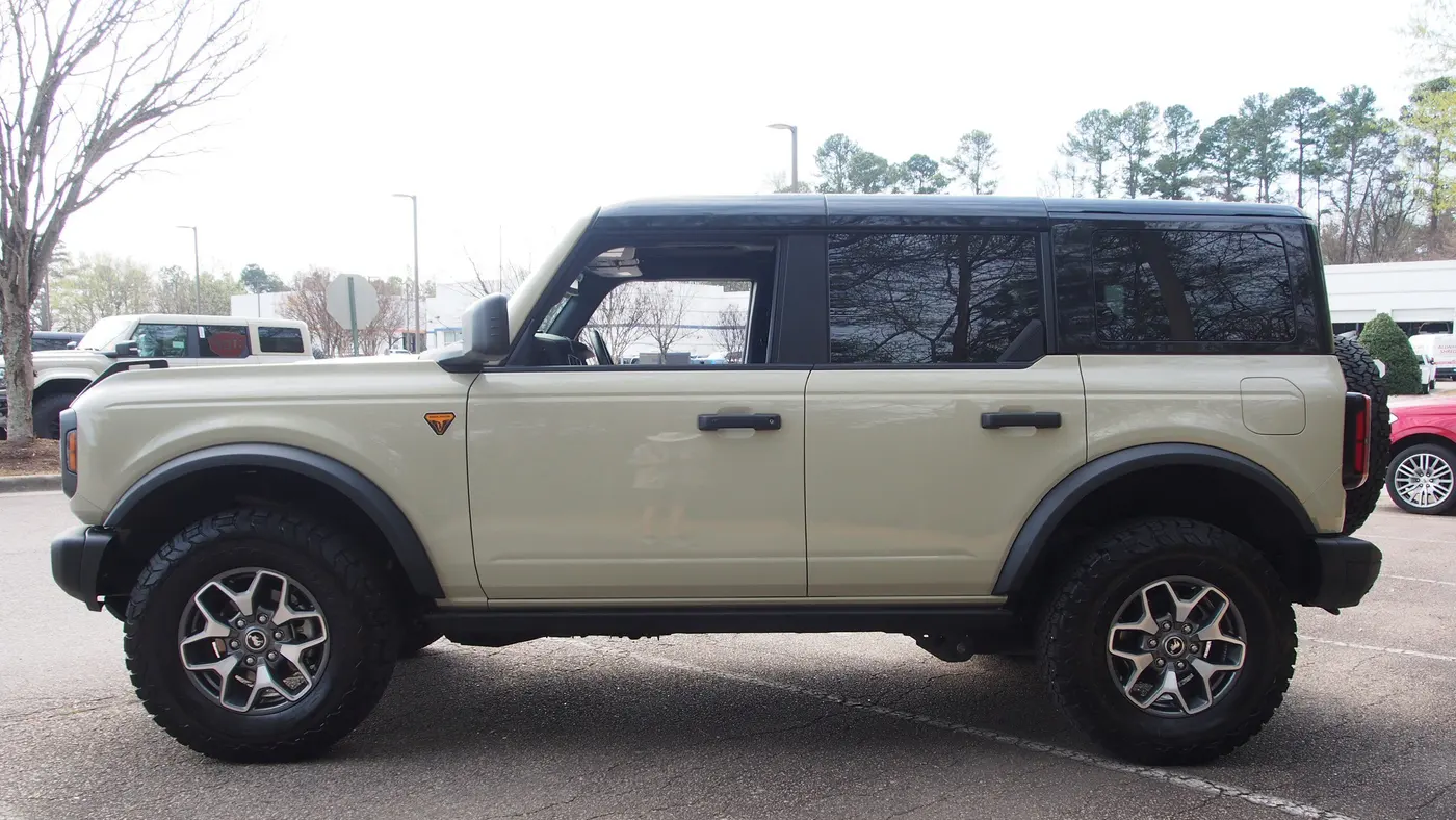 2025 Ford Bronco Badlands