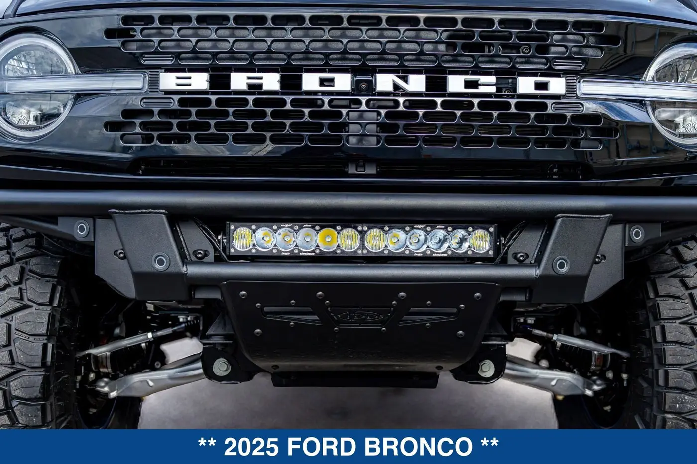 2025 Ford Bronco - $73,299