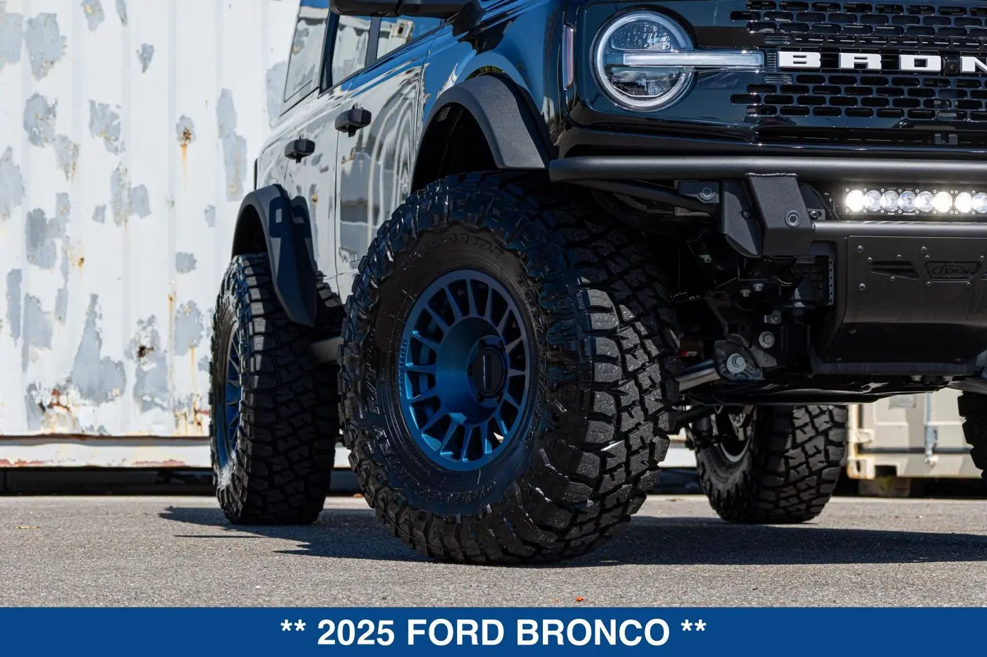 2025 Ford Bronco - $73,299