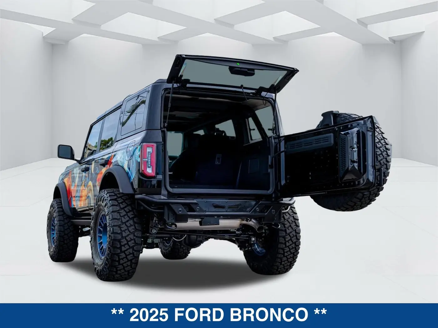 2025 Ford Bronco - $73,299