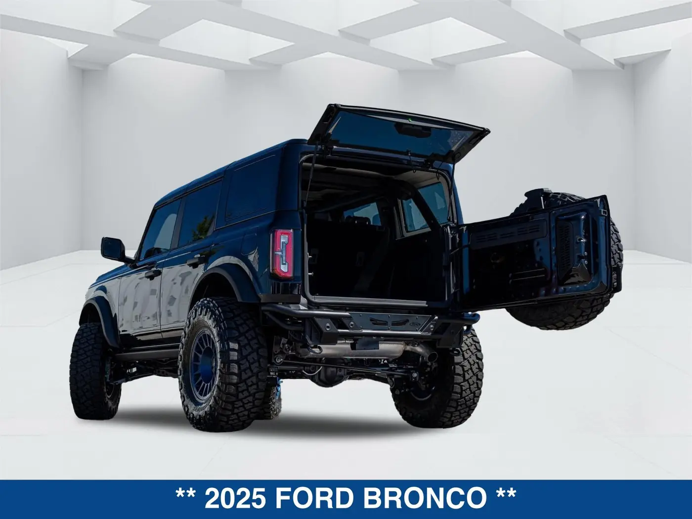 2025 Ford Bronco - $73,299