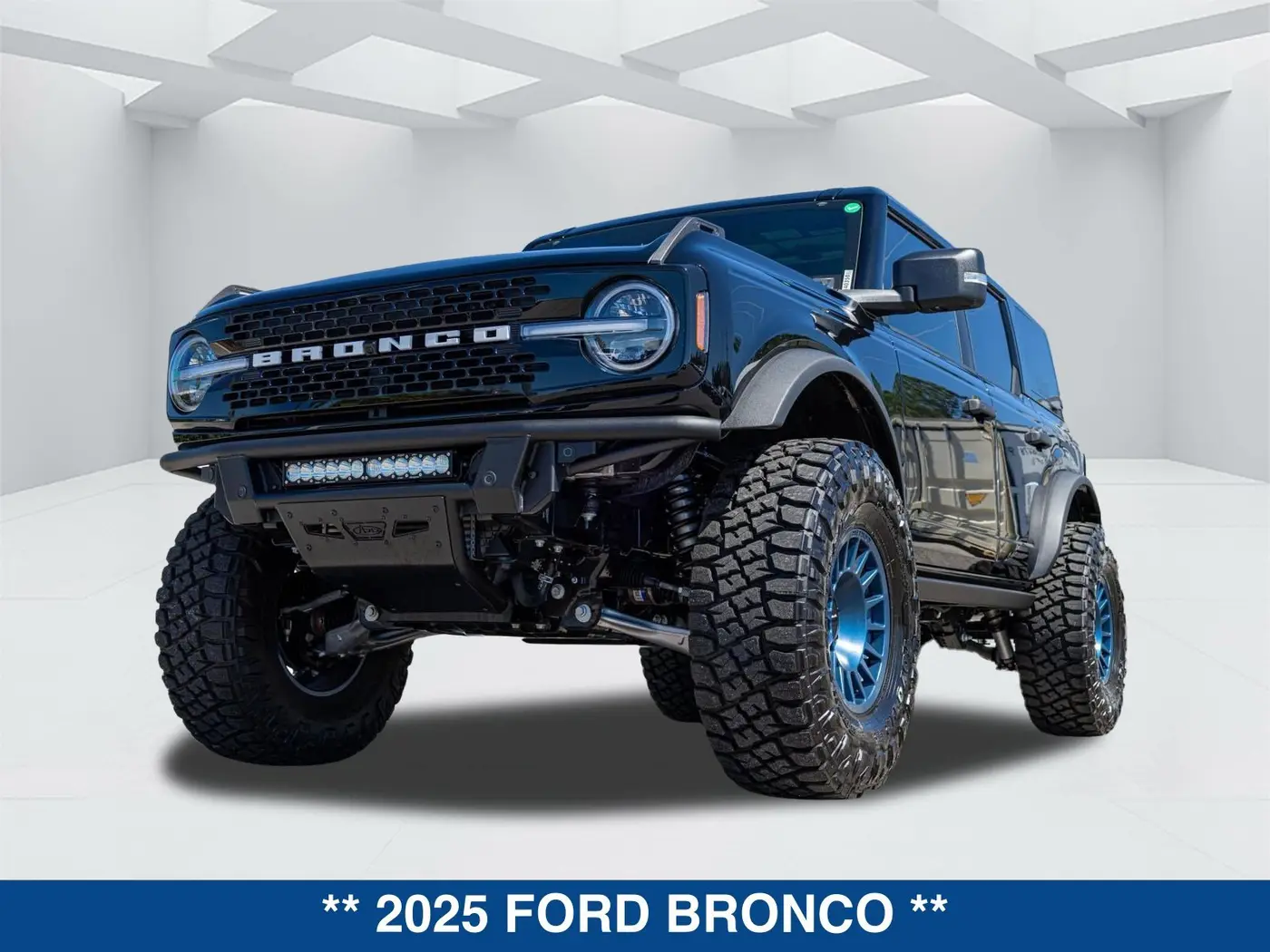 2025 Ford Bronco - $73,299