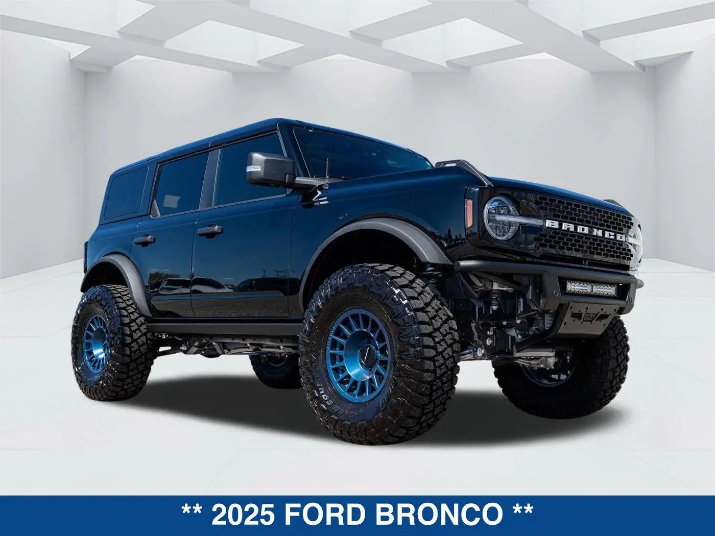 2025 Ford Bronco - $73,299