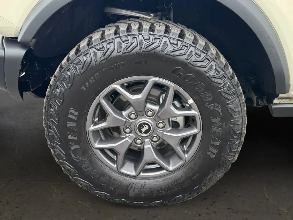 2025 Ford Bronco - $51,000