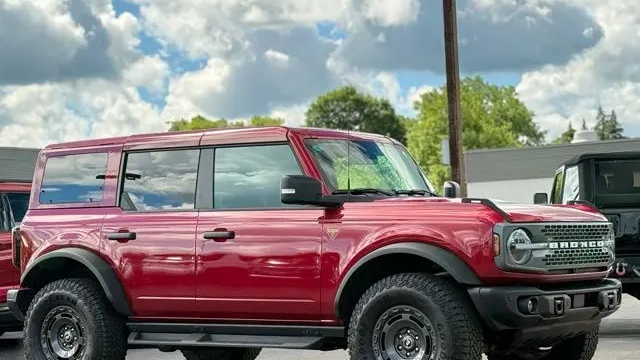 2025 Ford Bronco Badlands