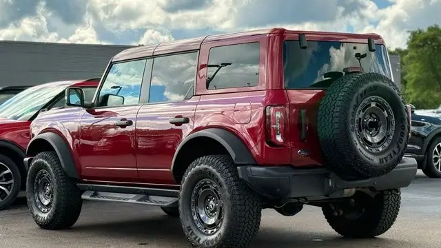 2025 Ford Bronco Badlands