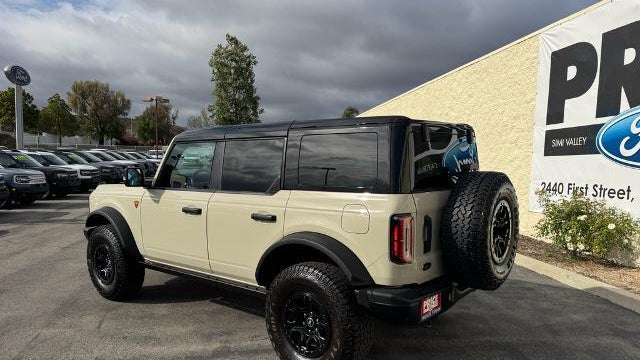 2025 Ford Bronco Badlands
