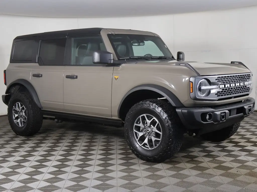 2025 Ford Bronco - $44,999