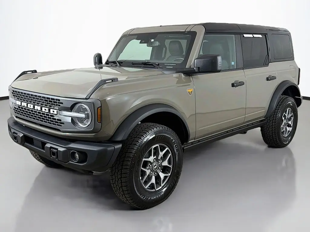 2025 Ford Bronco - $44,999
