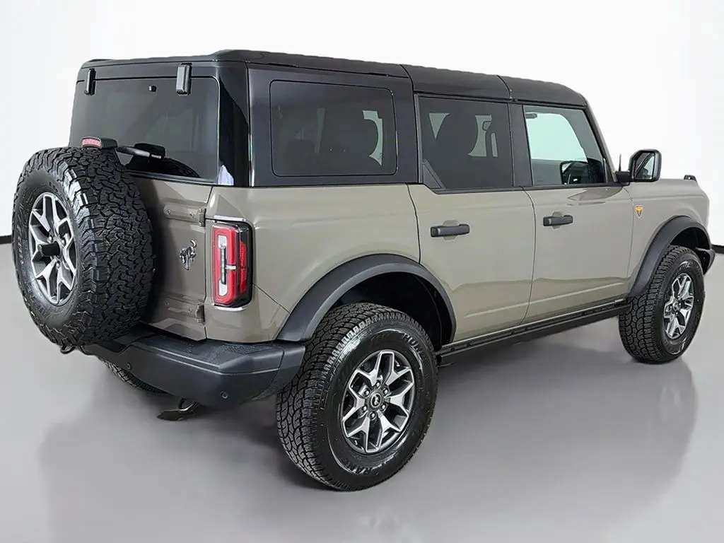 2025 Ford Bronco - $44,999