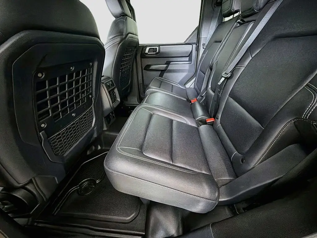 2025 Ford Bronco - $44,999