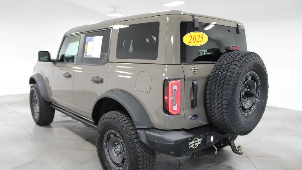 2025 Ford Bronco Badlands