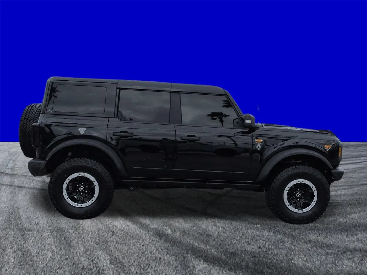 2025 Ford Bronco - $52,743