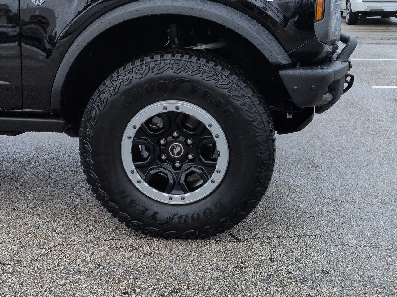 2025 Ford Bronco - $52,743