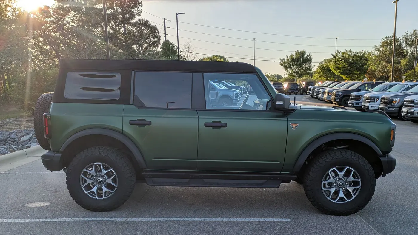 2025 Ford Bronco Badlands