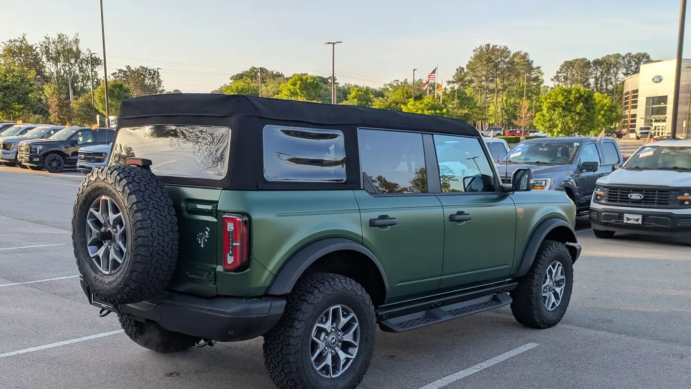 2025 Ford Bronco Badlands