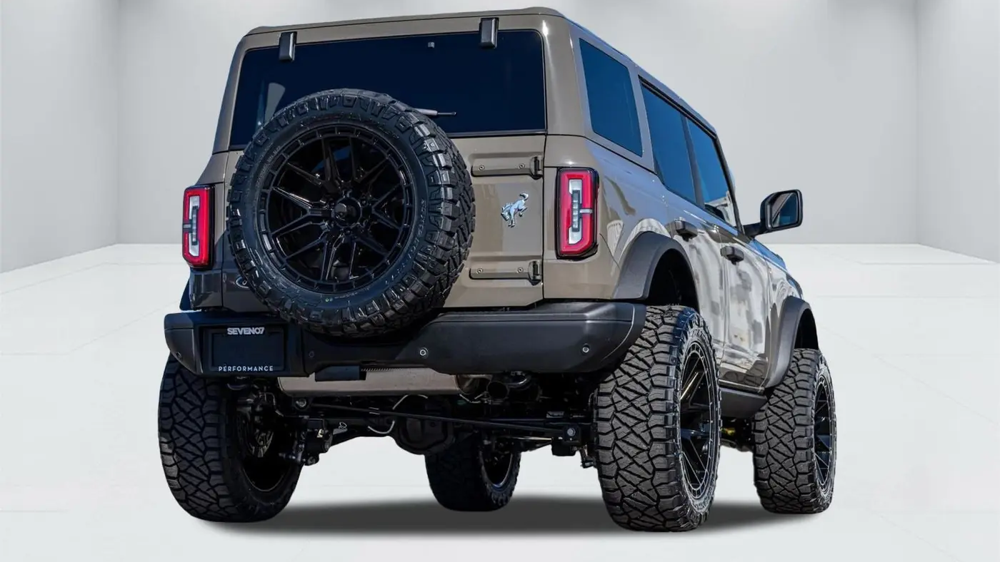 2025 Ford Bronco Badlands