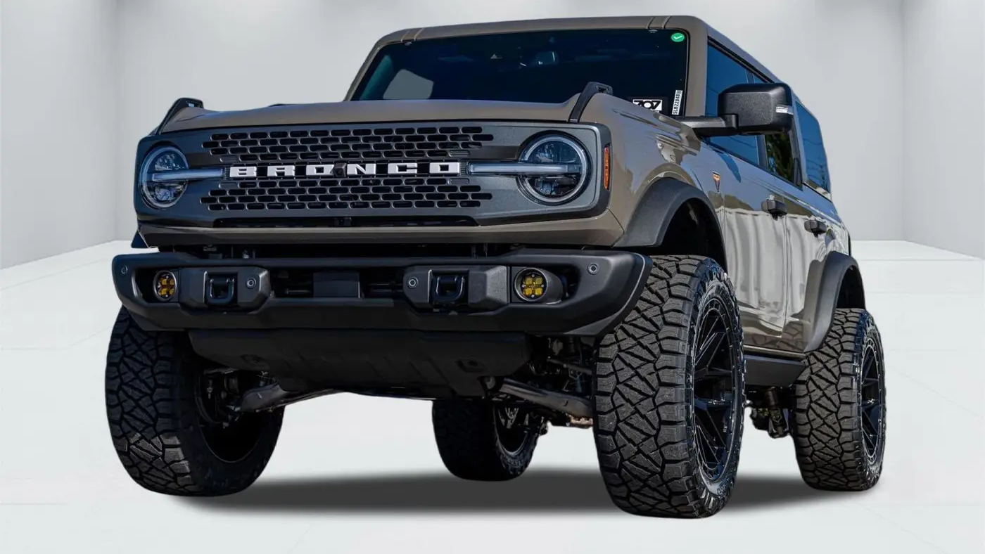 2025 Ford Bronco Badlands