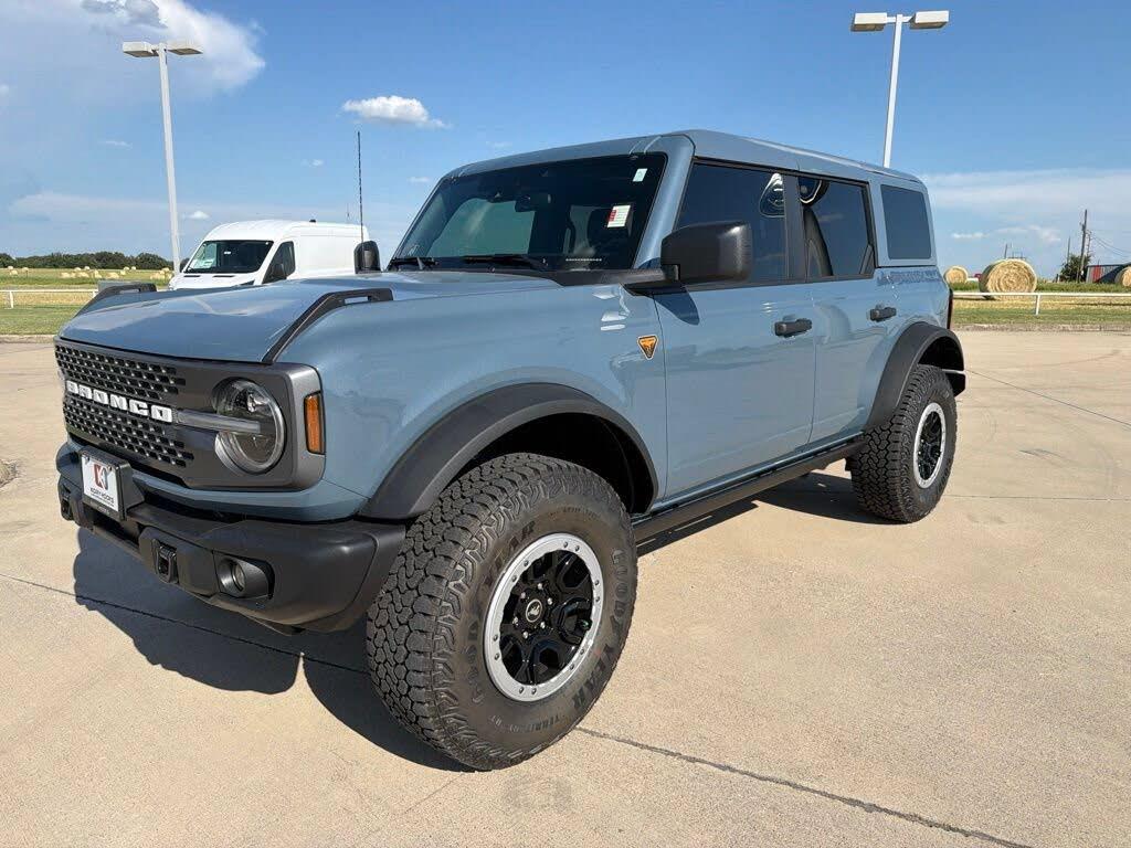 2025 Ford Bronco - $55,999